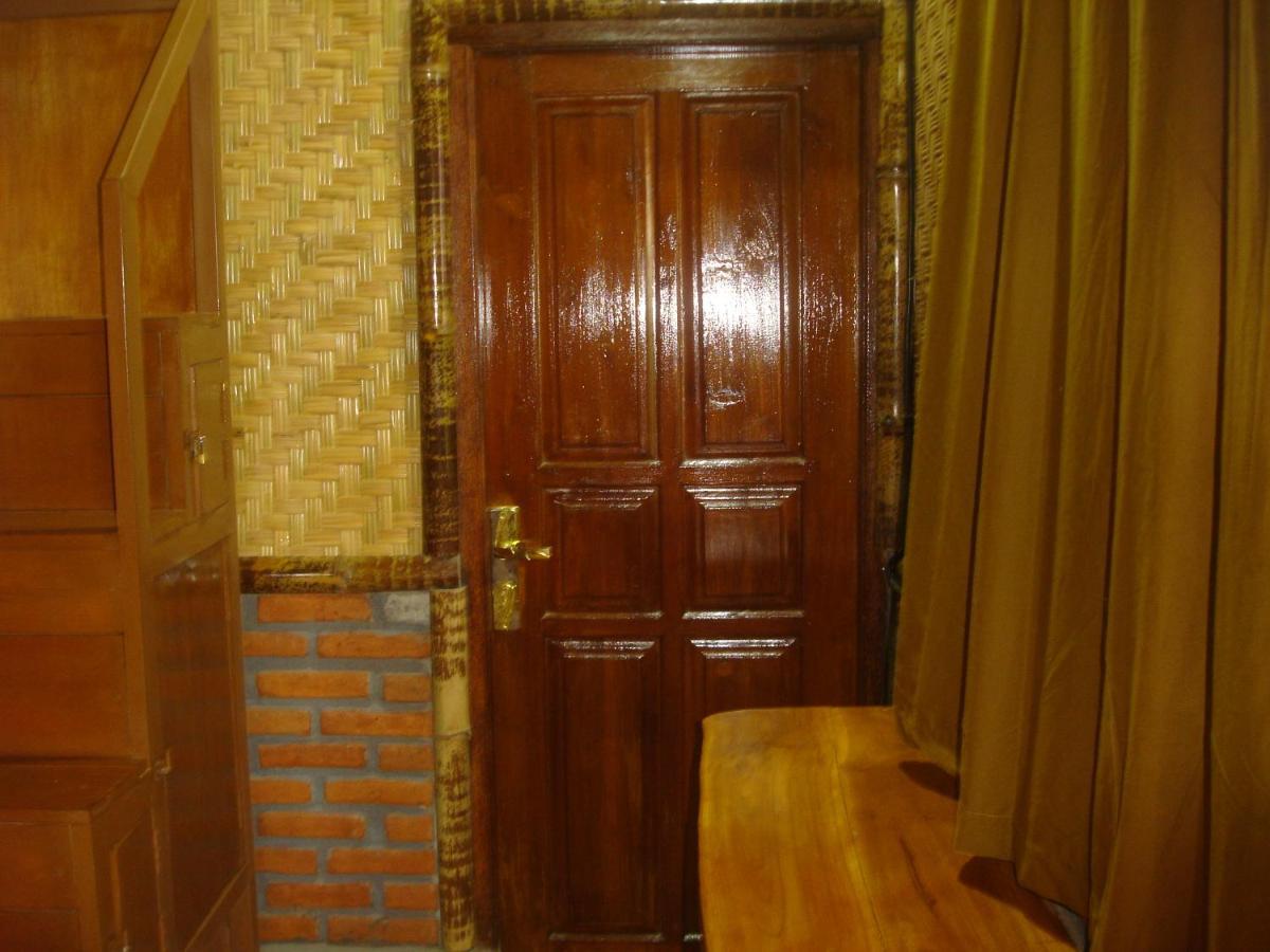 Dormitory Sedap Malam Singaraja Zewnętrze zdjęcie