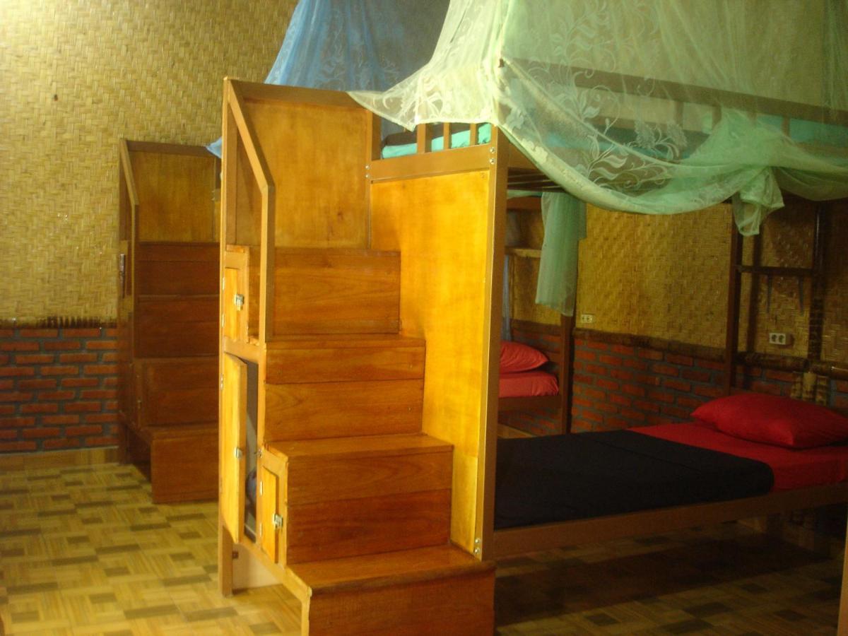 Dormitory Sedap Malam Singaraja Zewnętrze zdjęcie