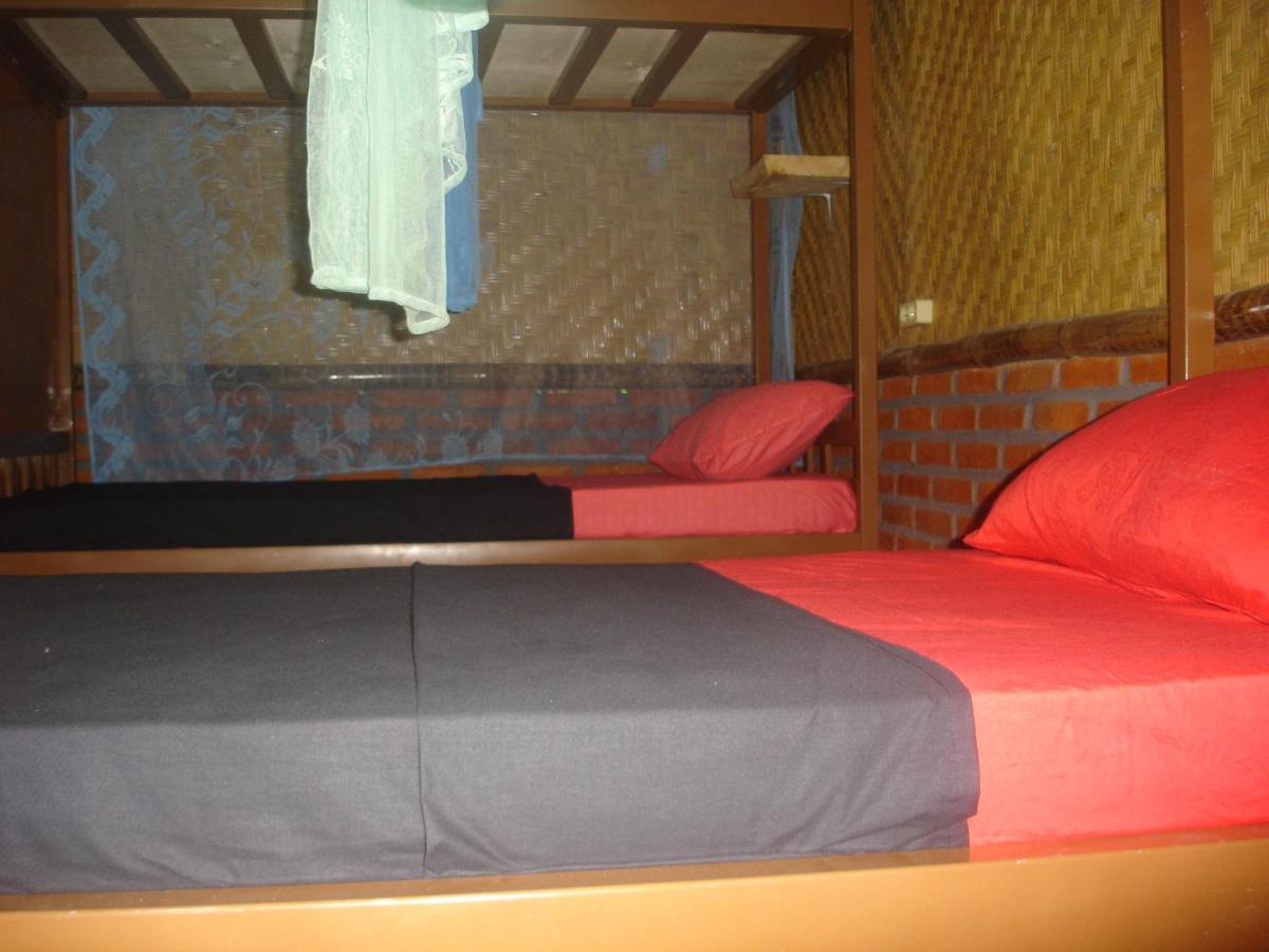 Dormitory Sedap Malam Singaraja Zewnętrze zdjęcie
